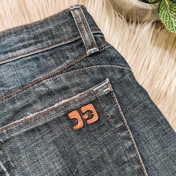 Joe's Jeans Mid-Rise Medium Wash Distressed Shorts - Picture 7 of 7